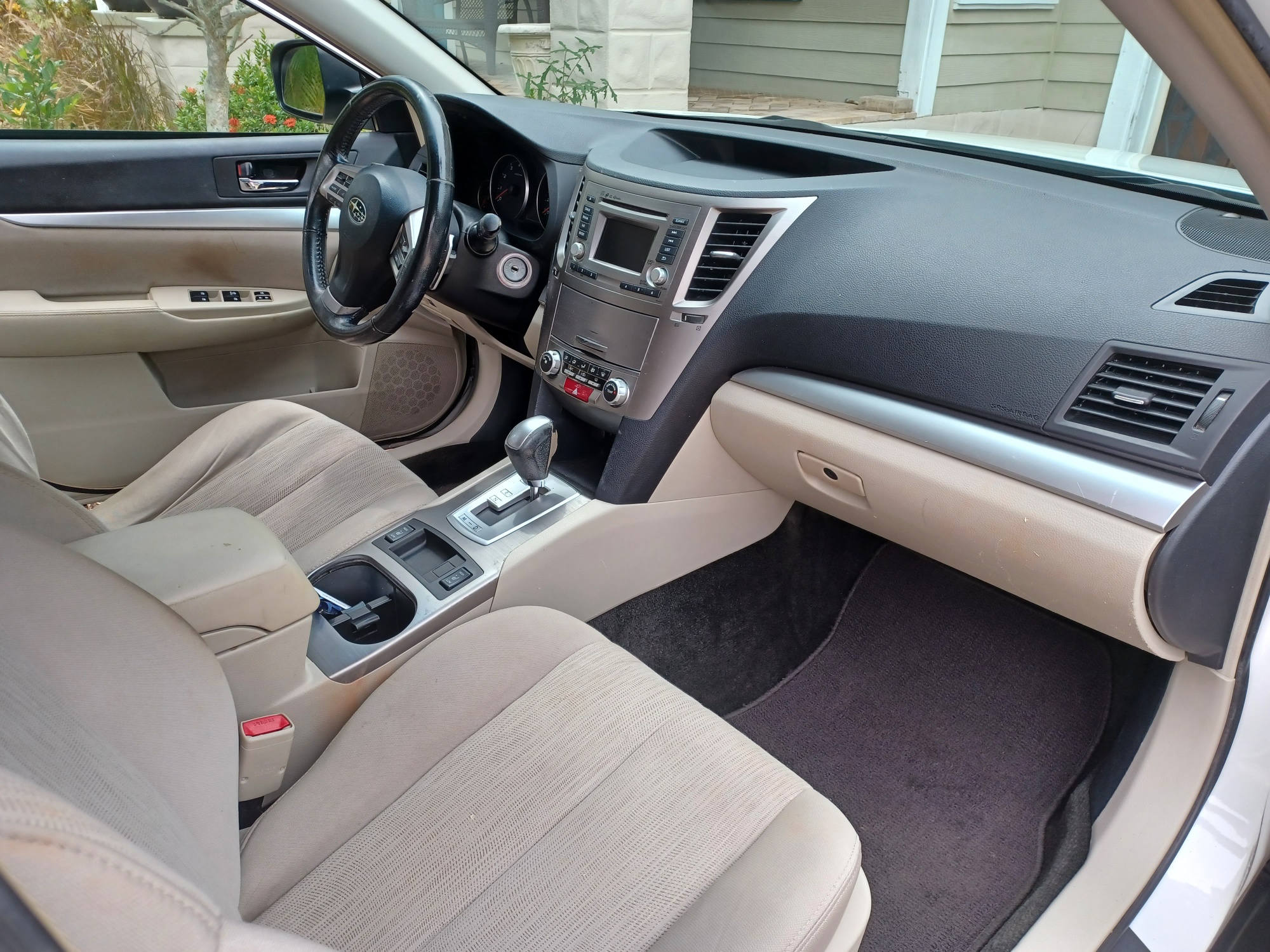 Used 2014 Subaru Outback 2.5i Premium AWD/4WD image 12