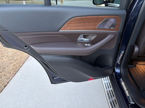 Used 2022 Mercedes-Benz GLE 350 image 25