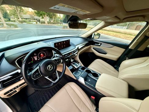 Used 2022 Acura MDX SH-AWD w/ Technology Package image 4