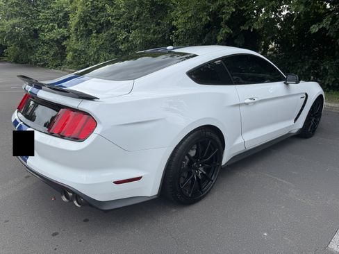 Used 2018 Ford Mustang Shelby GT350 w/ Electronics Package RWD image 10