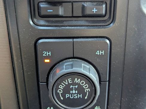 Used 2021 Ford F150 Platinum w/ Equipment Group 701A High image 30