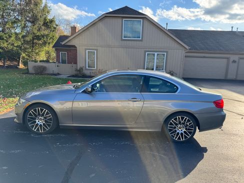 Used 2011 BMW 328i xDrive Coupe image 1