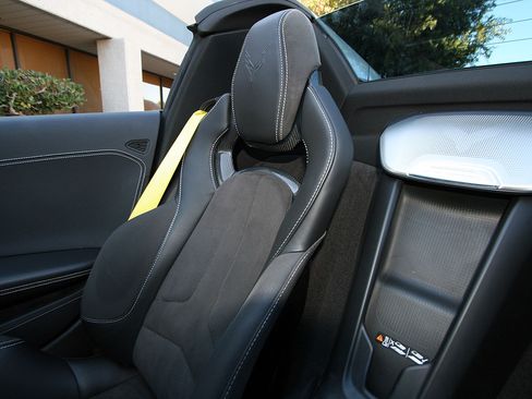 Used 2024 Chevrolet Corvette Stingray Convertible 2D w/ Z51 Performance Package image 13