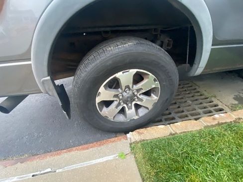 Used 2013 Ford F150 FX4 w/ Luxury Equipment Group image 6