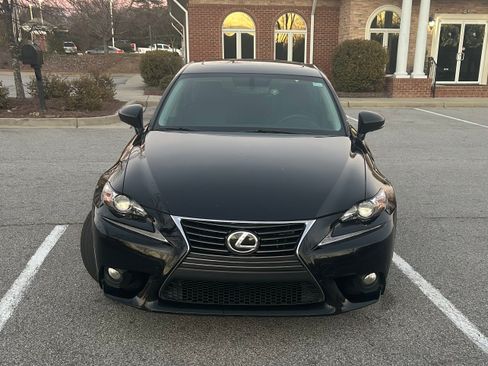 Used 2014 Lexus IS 250 image 2
