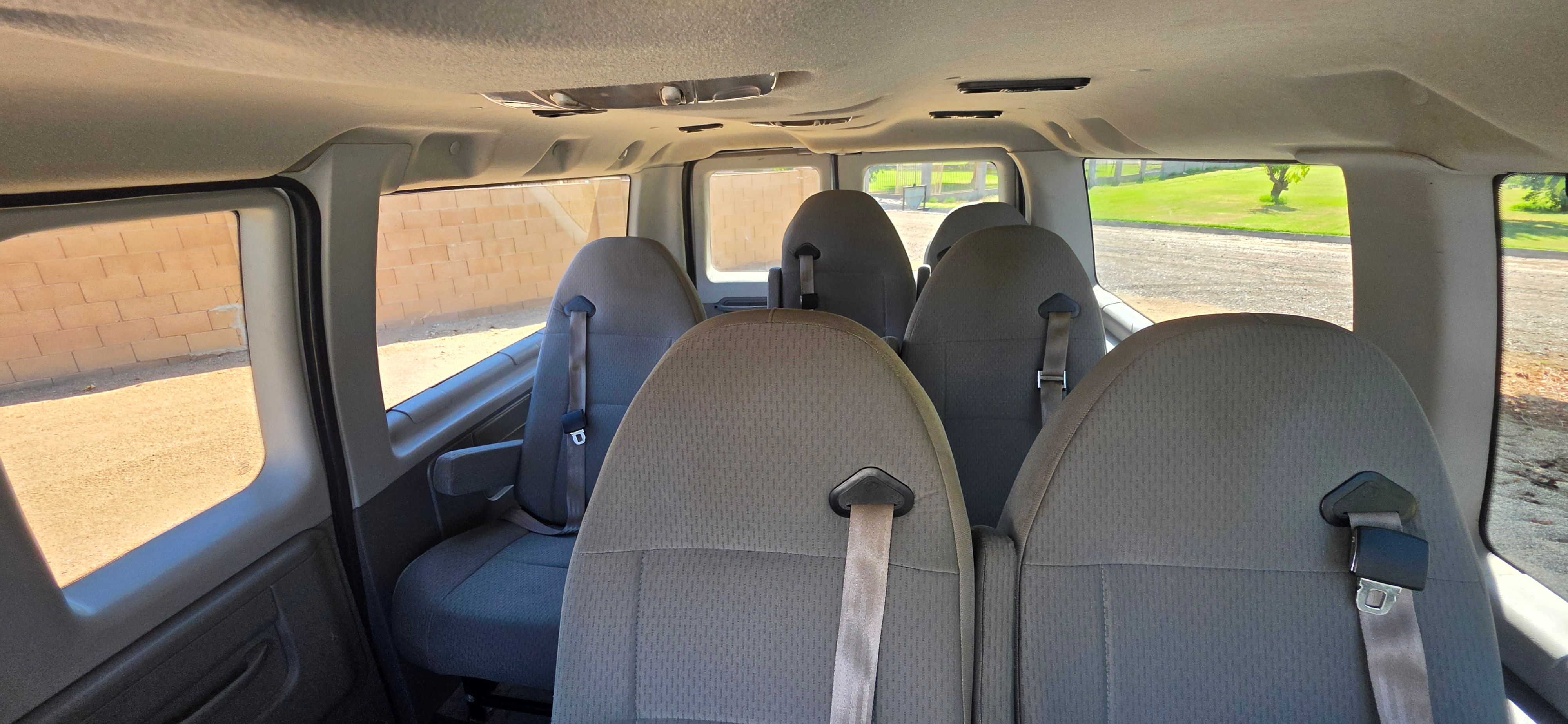 Used 2013 Ford E-350 and Econoline 350 XLT RWD image 9