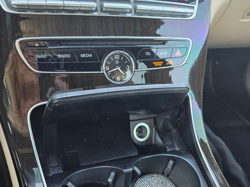 Used 2018 Mercedes-Benz C 300 C 300 4MATIC Sedan 4D image 19