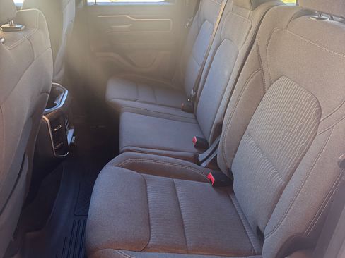 Used 2022 RAM 1500 Big Horn AWD/4WD image 15
