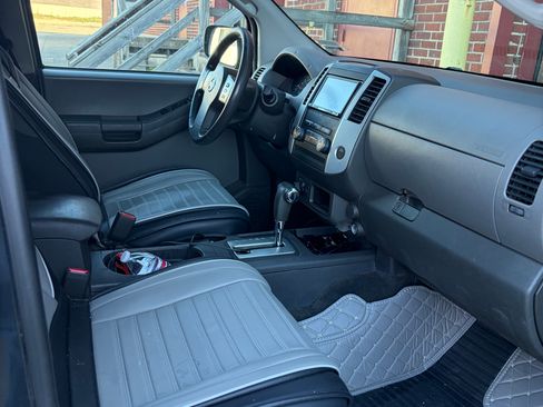 Used 2011 Nissan Xterra S image 11