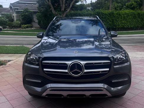 Used 2020 Mercedes-Benz GLS 450 4MATIC image 2
