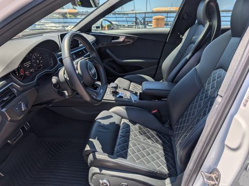 Used 2018 Audi S4 Premium Plus w/ Navigation Package AWD/4WD image 10