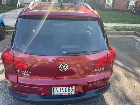Used 2013 Volkswagen Tiguan SEL AWD/4WD image 11