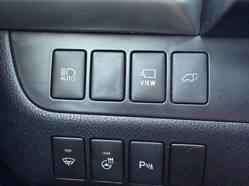 Used 2017 Toyota Highlander Limited Platinum AWD/4WD image 8