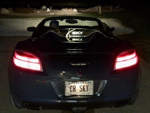 Used 2008 Saturn Sky Red Line RWD image 20