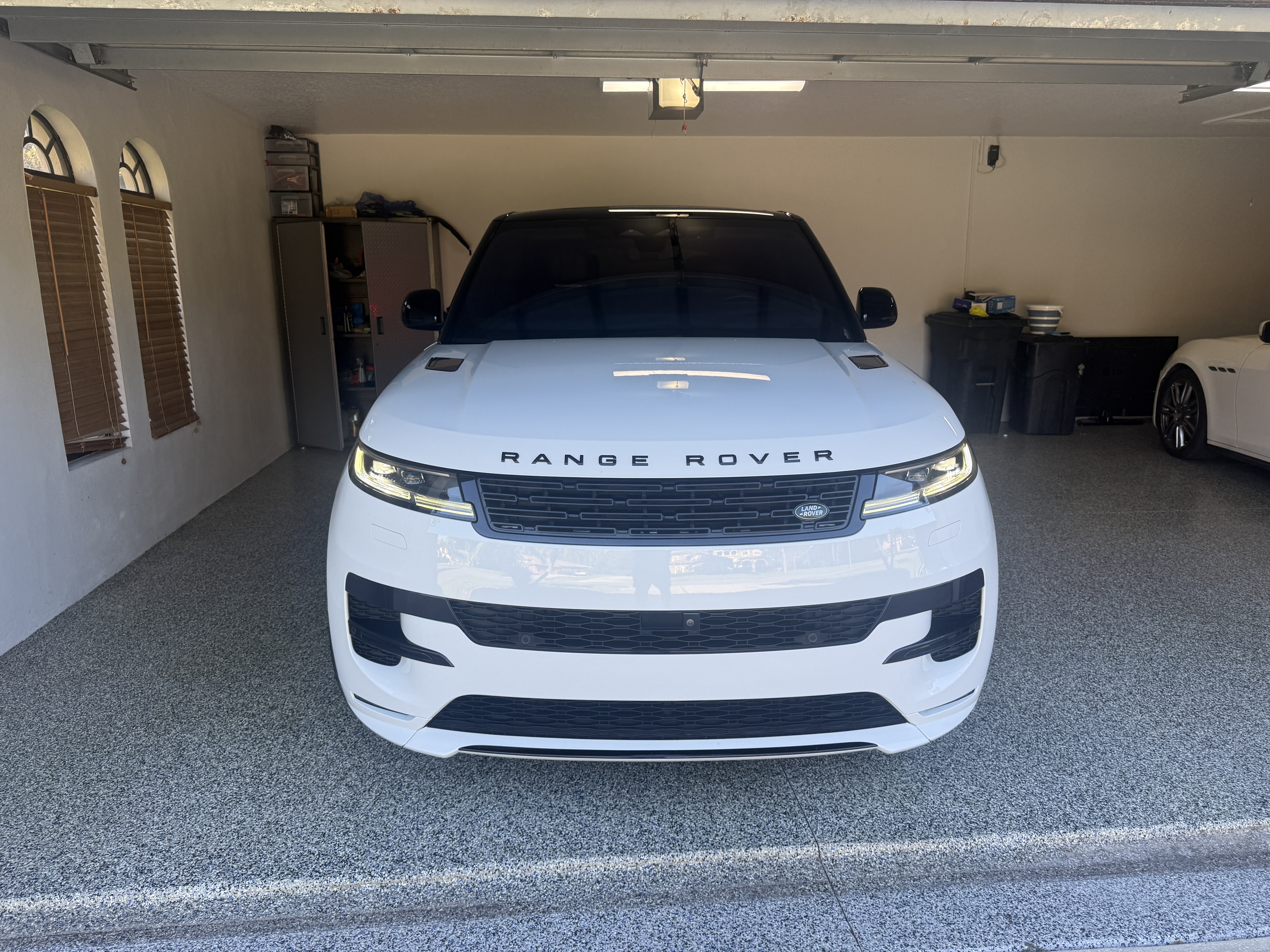 Used 2023 Land Rover Range Rover Sport SE Dynamic AWD/4WD image 13