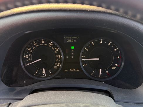 Used 2010 Lexus IS 250C image 20