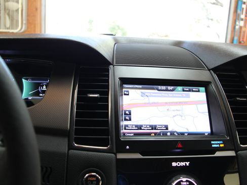 Used 2015 Ford Taurus SHO w/ Equipment Group 401A image 11