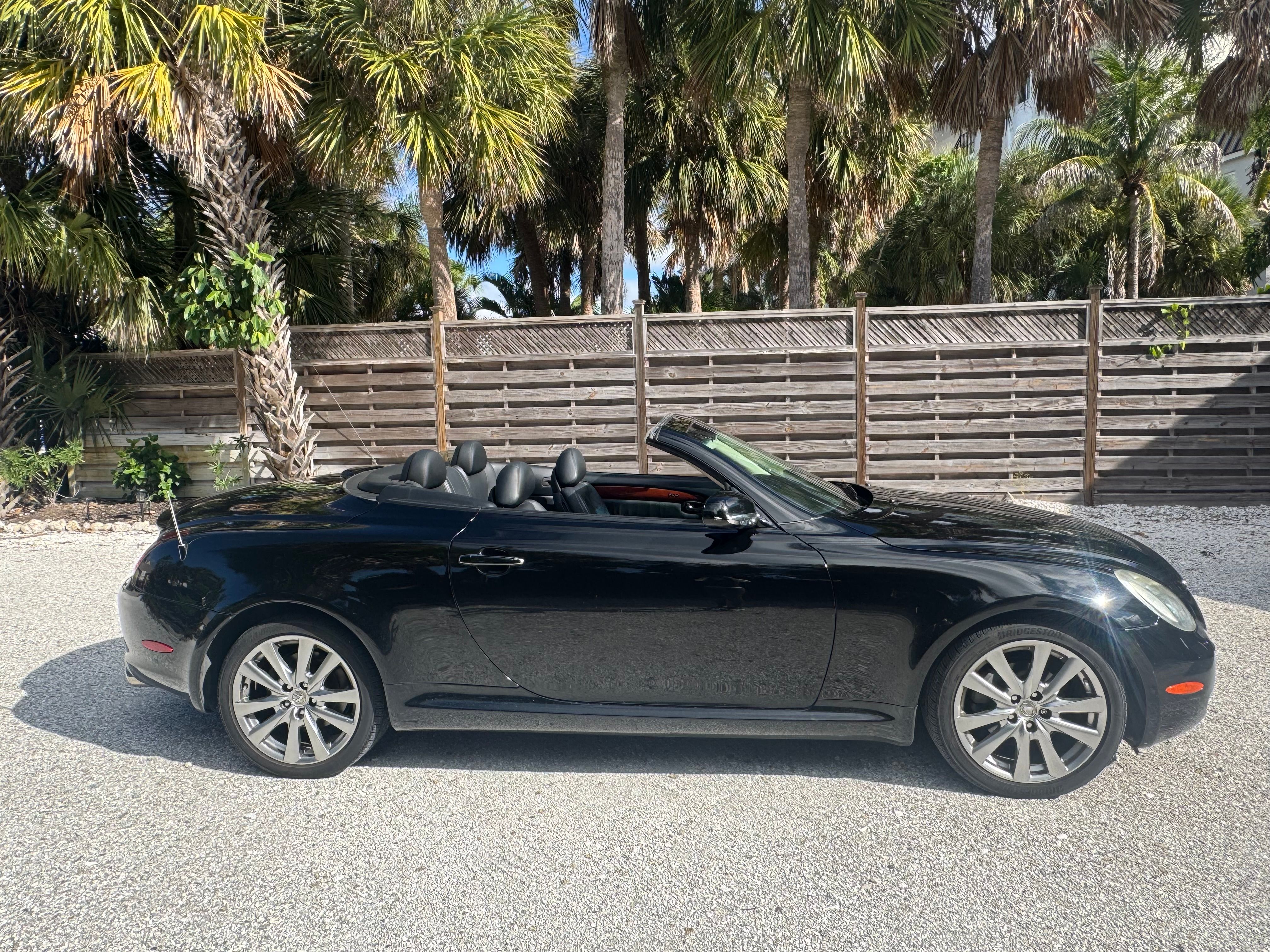 Used 2003 Lexus SC 430 Convertible RWD image 2