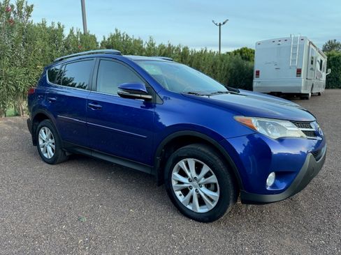 Used 2014 Toyota RAV4 Limited w/ Technology Package image 16