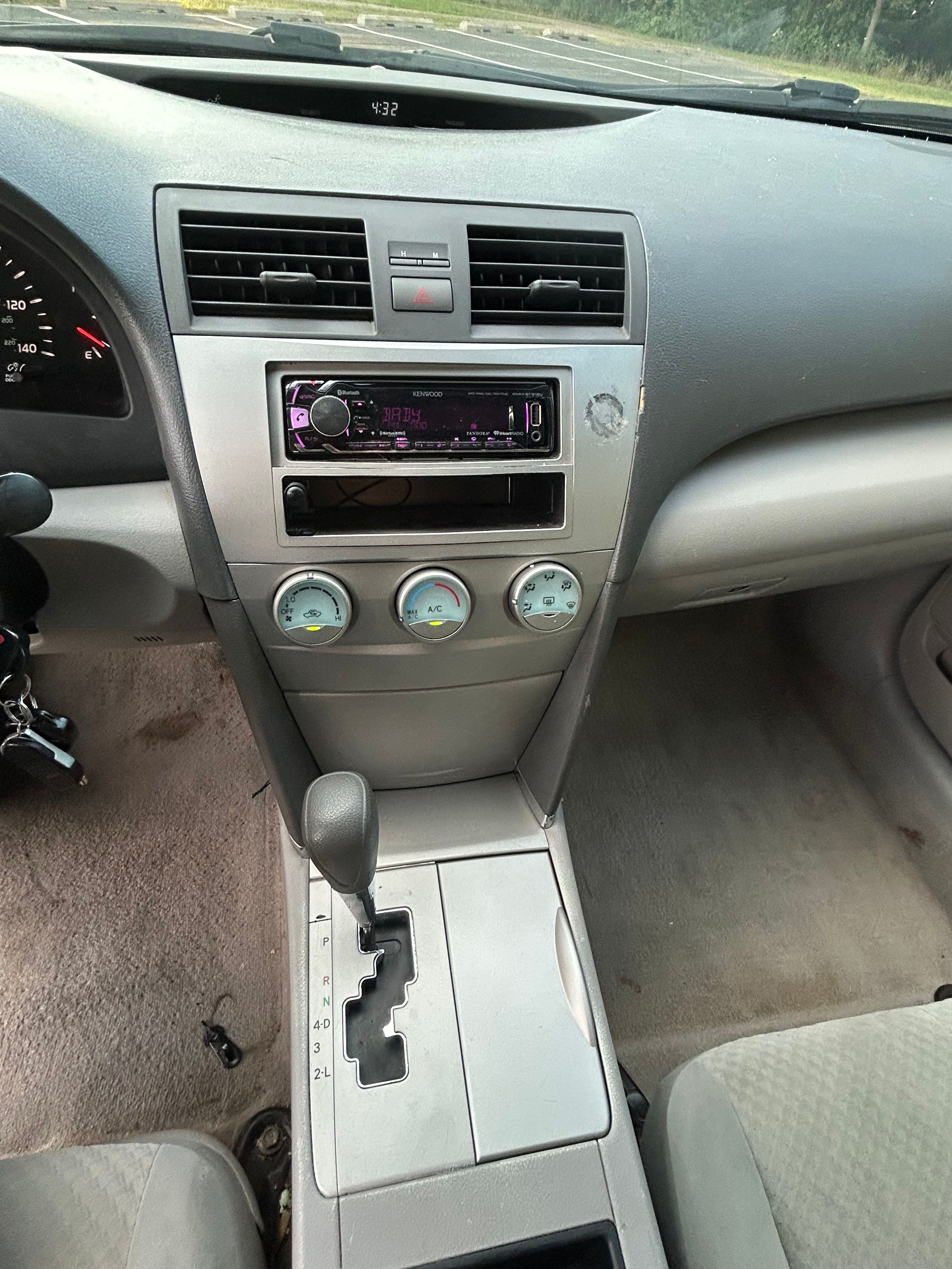Used 2009 Toyota Camry SE FWD image 15