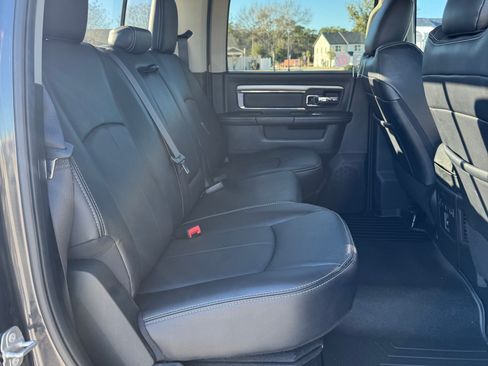 Used 2018 RAM 2500 Laramie w/ Sport Appearance Group image 9