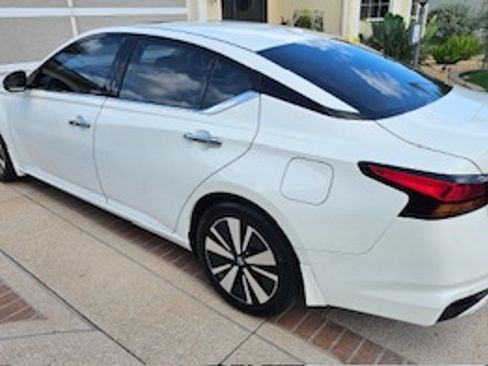Used 2022 Nissan Altima 2.5 SL FWD image 5