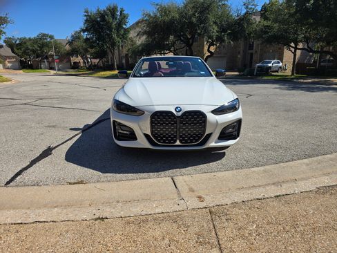 Used 2023 BMW 430i xDrive Convertible w/ M Sport Package image 2