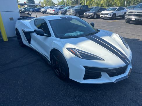 Used 2023 Chevrolet Corvette Z06 image 6