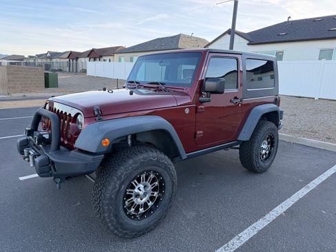 Used 2009 Jeep Wrangler Rubicon w/ Dual Top Group image 8