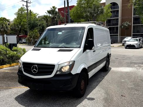 Used 2016 Mercedes-Benz Sprinter 2500 image 5