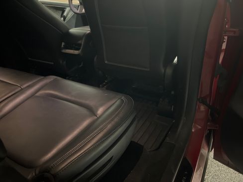 Used 2023 Tesla Model Y Long Range image 11