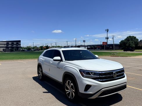 Used 2022 Volkswagen Atlas Cross Sport SEL AWD/4WD image 5
