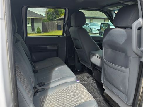 Used 2012 Ford F250 XLT w/ XLT Interior Pkg image 10