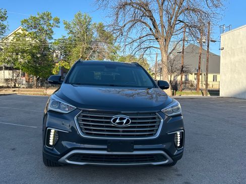 Used 2017 Hyundai Santa Fe SE Ultimate Sport Utility 4D image 2