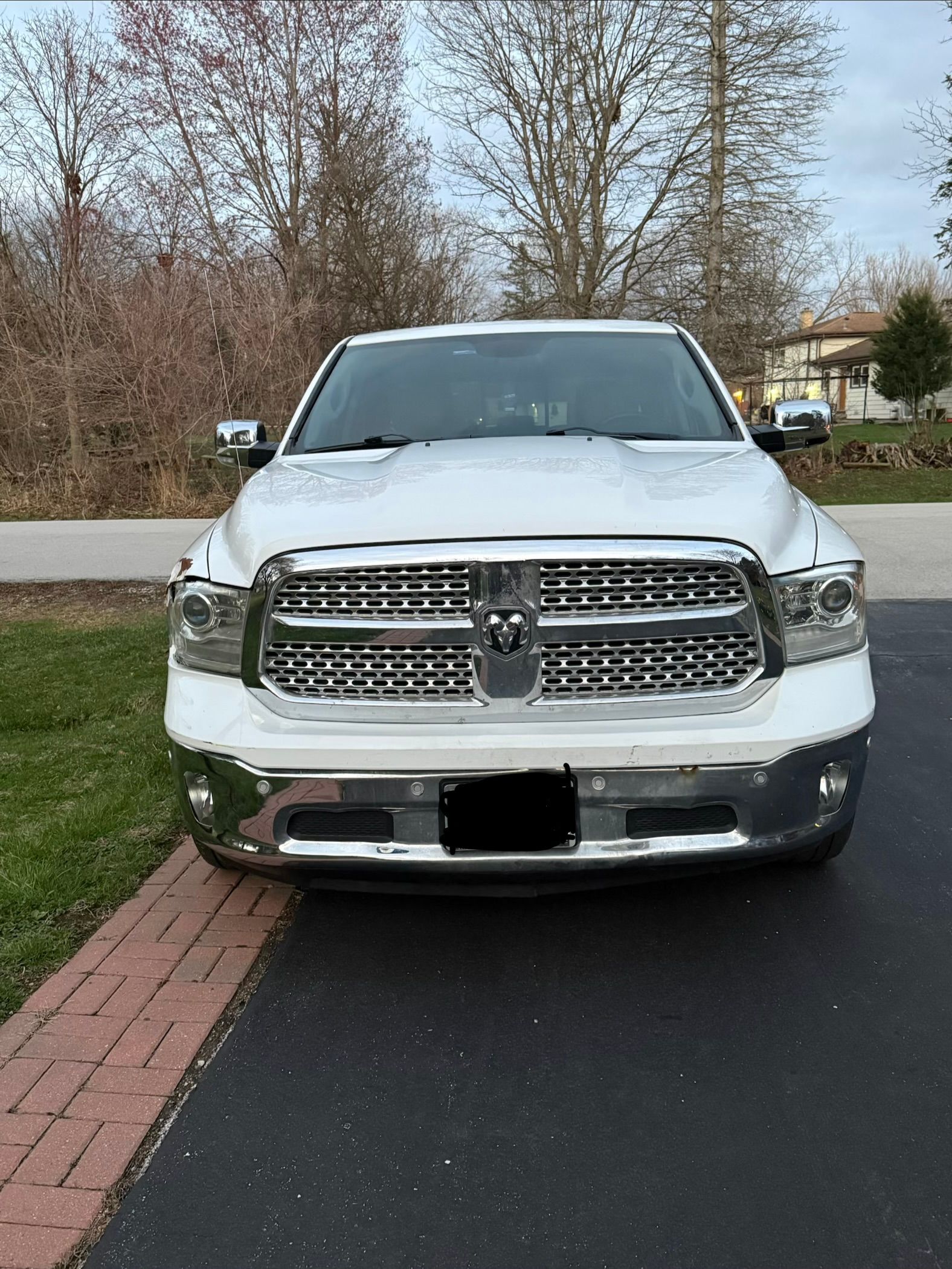 Used 2015 RAM 1500 Laramie w/ Convenience Group RWD image 4