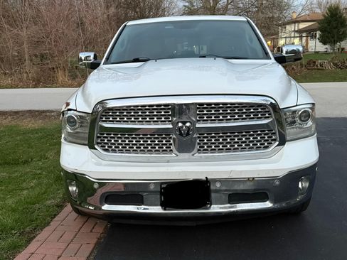 Used 2015 RAM 1500 Laramie w/ Convenience Group RWD image 4