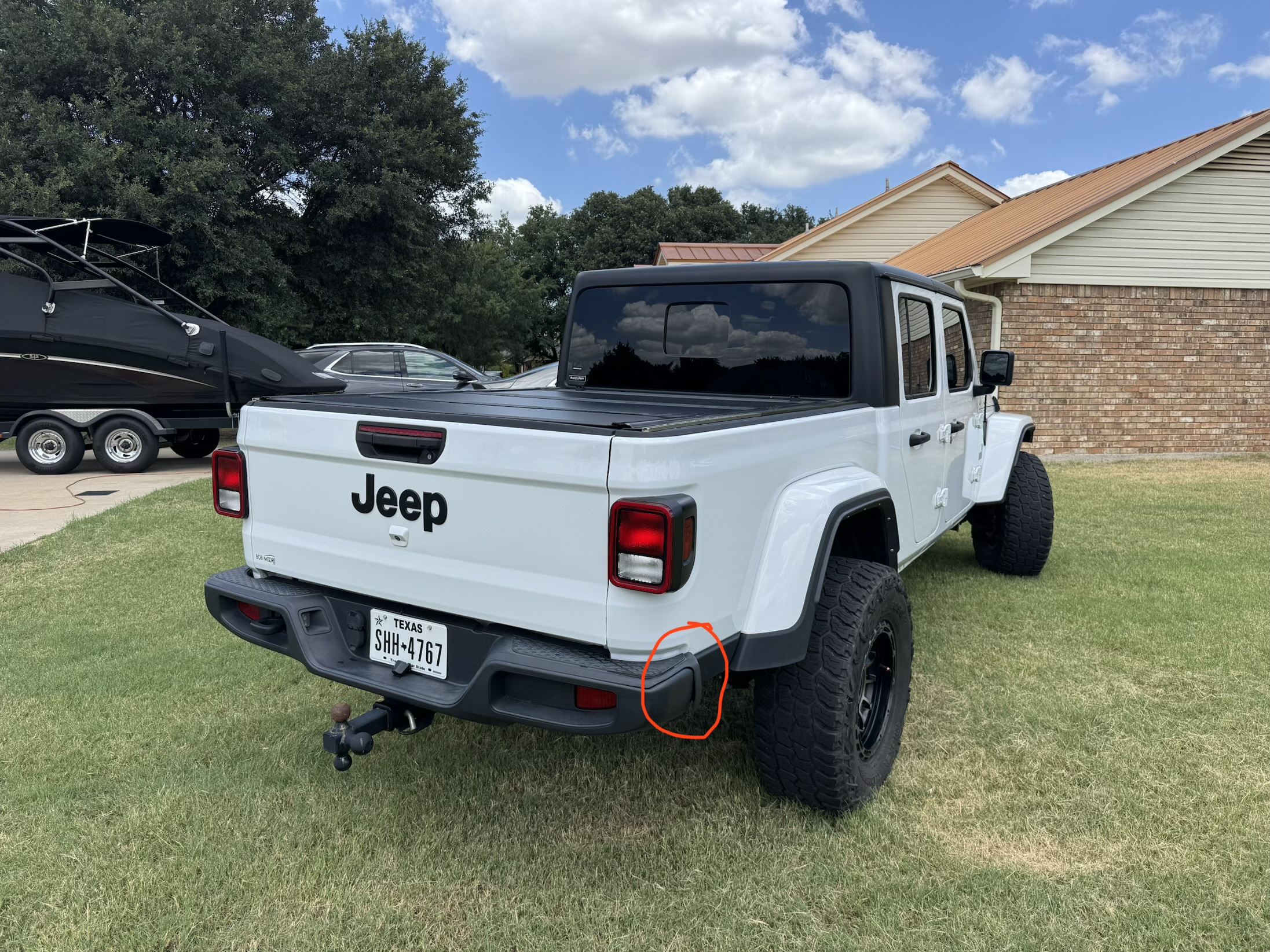 Used 2022 Jeep Gladiator Sport AWD/4WD image 9