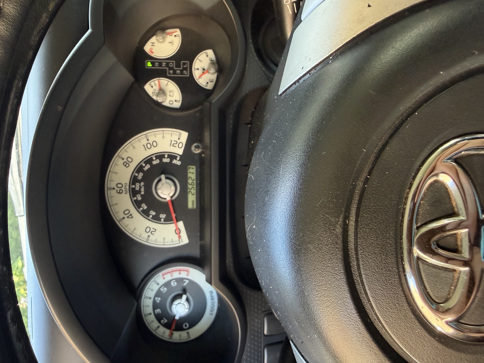 Used 2007 Toyota FJ Cruiser 2WD image 17