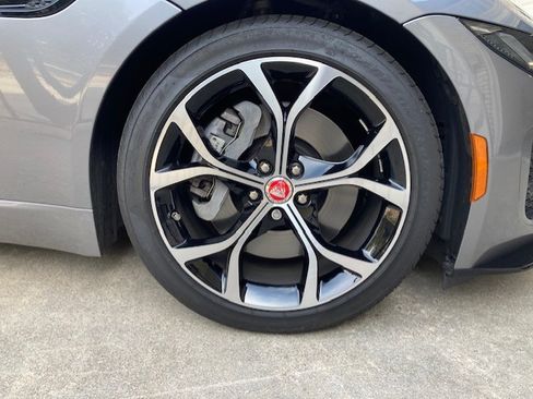 Used 2021 Jaguar F-TYPE Convertible image 18