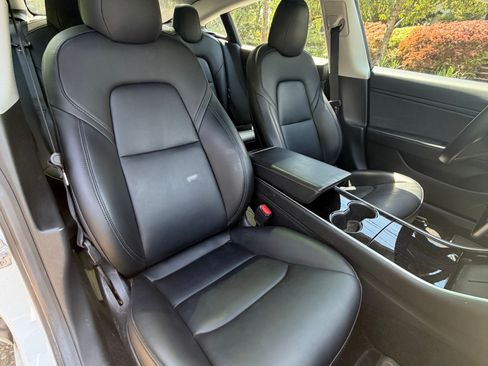 Used 2020 Tesla Model 3 Long Range AWD/4WD image 11
