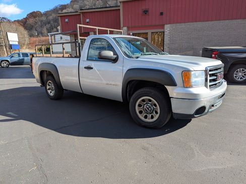 Used 2013 GMC Sierra 1500 W/T w/ Work Truck Plus Package image 1