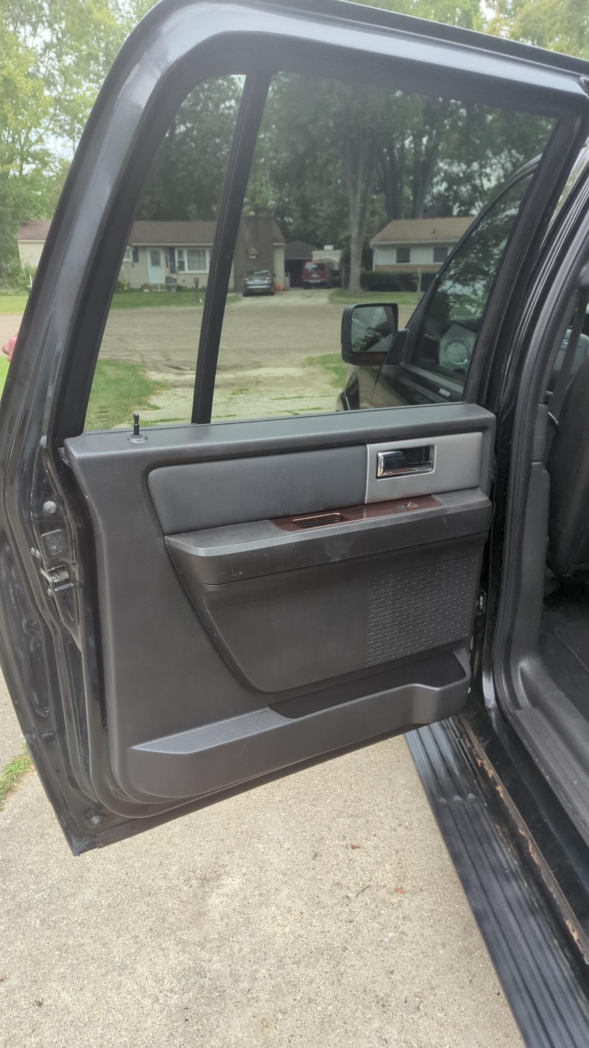 Used 2008 Ford Expedition EL Limited AWD/4WD image 8