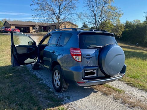 Used 2009 Toyota RAV4 4WD image 10