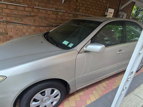 Used 2002 Toyota Camry LE FWD image 5
