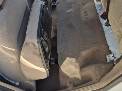 Used 2004 Ford Focus SE image 10