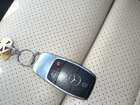 Used 2021 Mercedes-Benz C 300 Cabriolet image 10