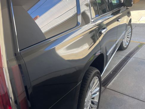 Used 2015 Cadillac Escalade Platinum image 6