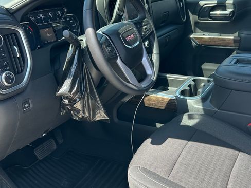Used 2022 GMC Sierra 1500 Elevation w/ X31 Off-Road Package AWD/4WD image 5