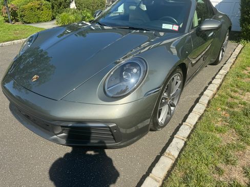 Used 2020 Porsche 911 Carrera image 9