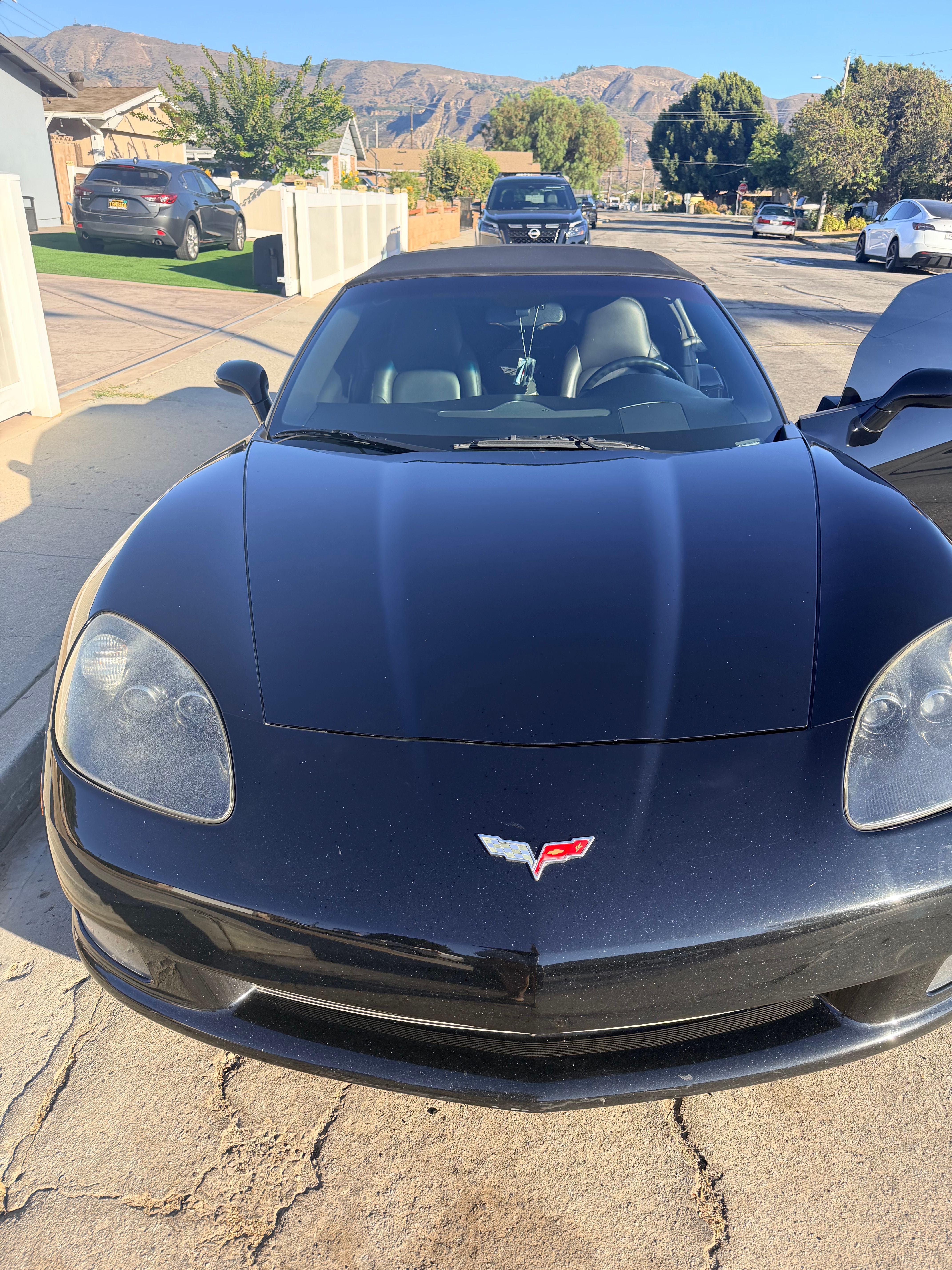 Used 2005 Chevrolet Corvette Convertible w/ Performance Handling Package RWD image 10